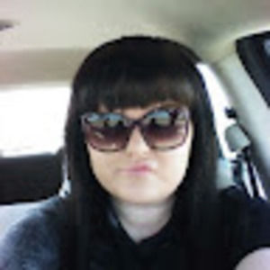 Meet your Posher, Janesa